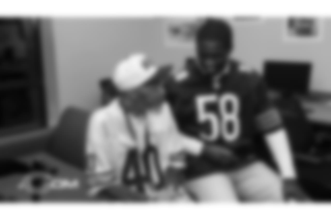 Members of the Chicago Bears visit with veterans at Hope Manor, Monday, November 5, 2018, in Chicago, Illinois.