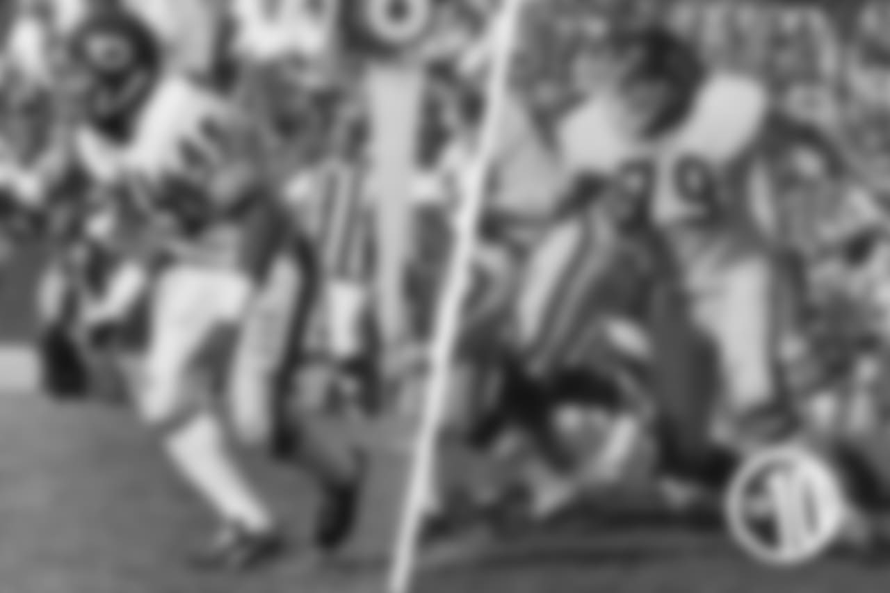 1972 first round Craig Clemons and Lionel Antoine. The Bears landed longtime starters in tackle Lionel Antoine at No. 3 and safety Craig Clemons at No. 12 in the 1972 draft. Photo credit: AP Images