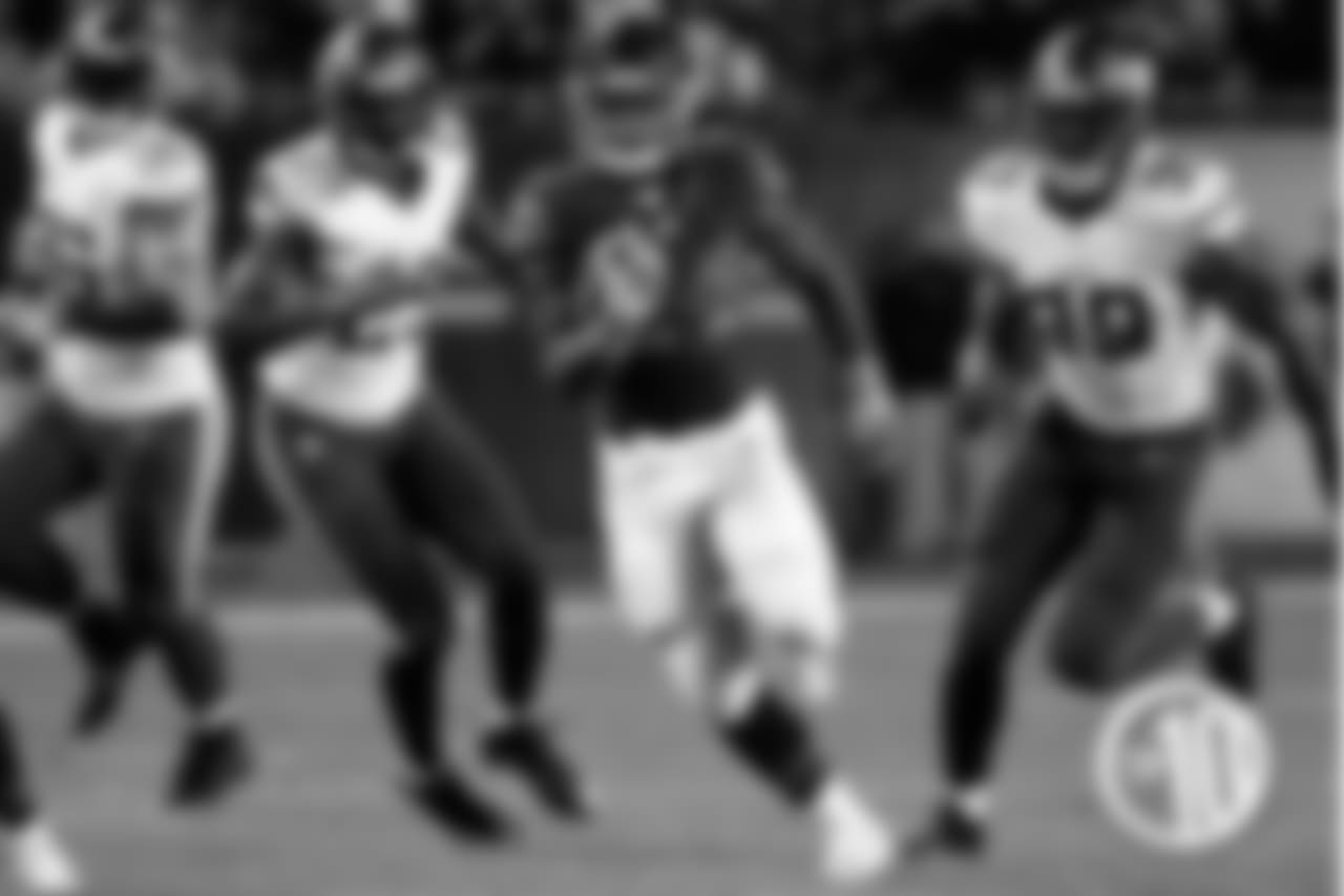 On a Monday night, Howard led the way to top the previously unbeaten Vikings by rushing for 153 yards and a touchdown.