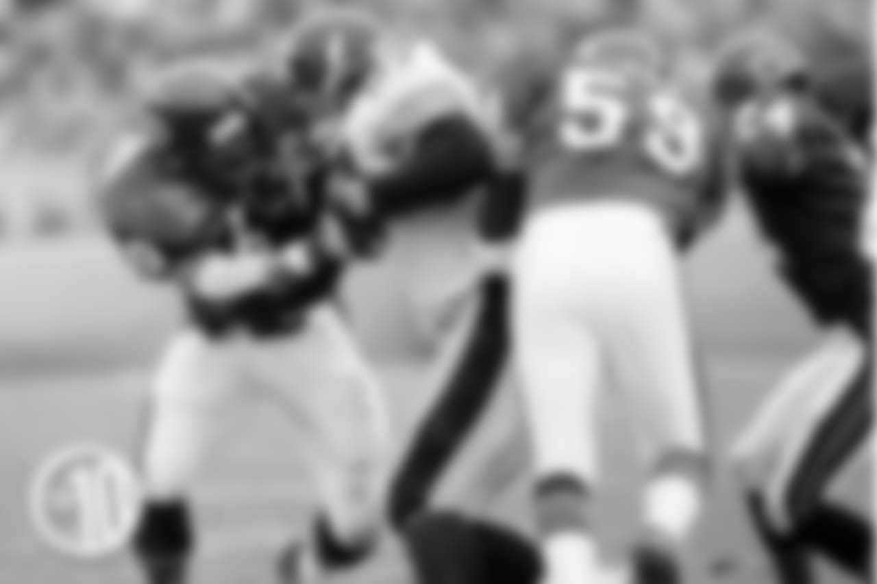 T-10. Pittsburgh Steelers - 26 games. Bears all-time record: 18-7-1. Most memorable game: Neal Anderson had both a rushing and receiving touchdown as Chicago topped the Steelers 30-6 on December 13, 1992. The win marked the final victory in Mike Ditka's career as Bears head coach.