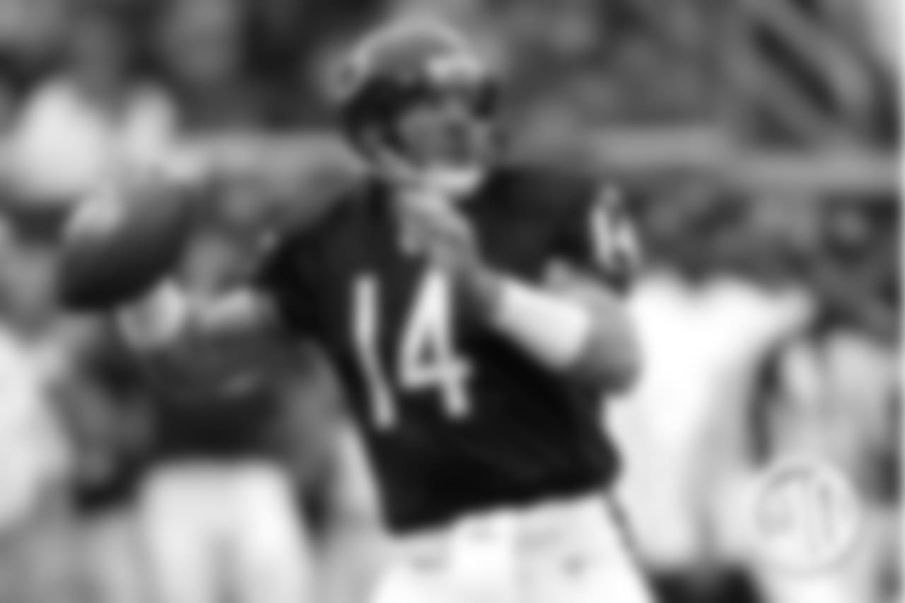 10. QB Brian Griese / Michigan 1993-1997, Bears 2006-2007. Griese won a national championship as the Wolverines' starting QB in 1997. He joined the Bears towards the end of his pro career, throwing 11 touchdowns over two seasons in Chicago.