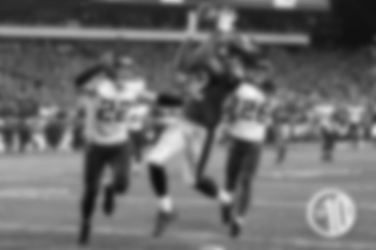 2. Philadelphia Eagles quarterback NIck Foles catches a flea-flicker pass and throws for a 41-yard touchdown to wide receiver Torrey Smith in the NFC Championship Game.