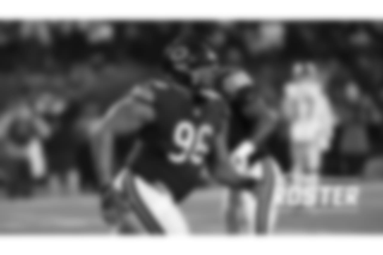 DT Akiem Hicks