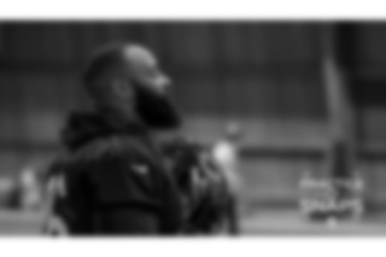 DT Akiem Hicks
