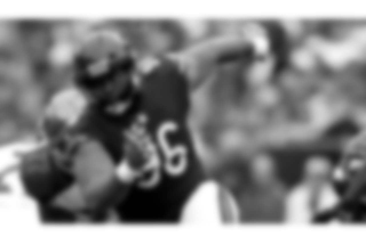 DT Akiem Hicks