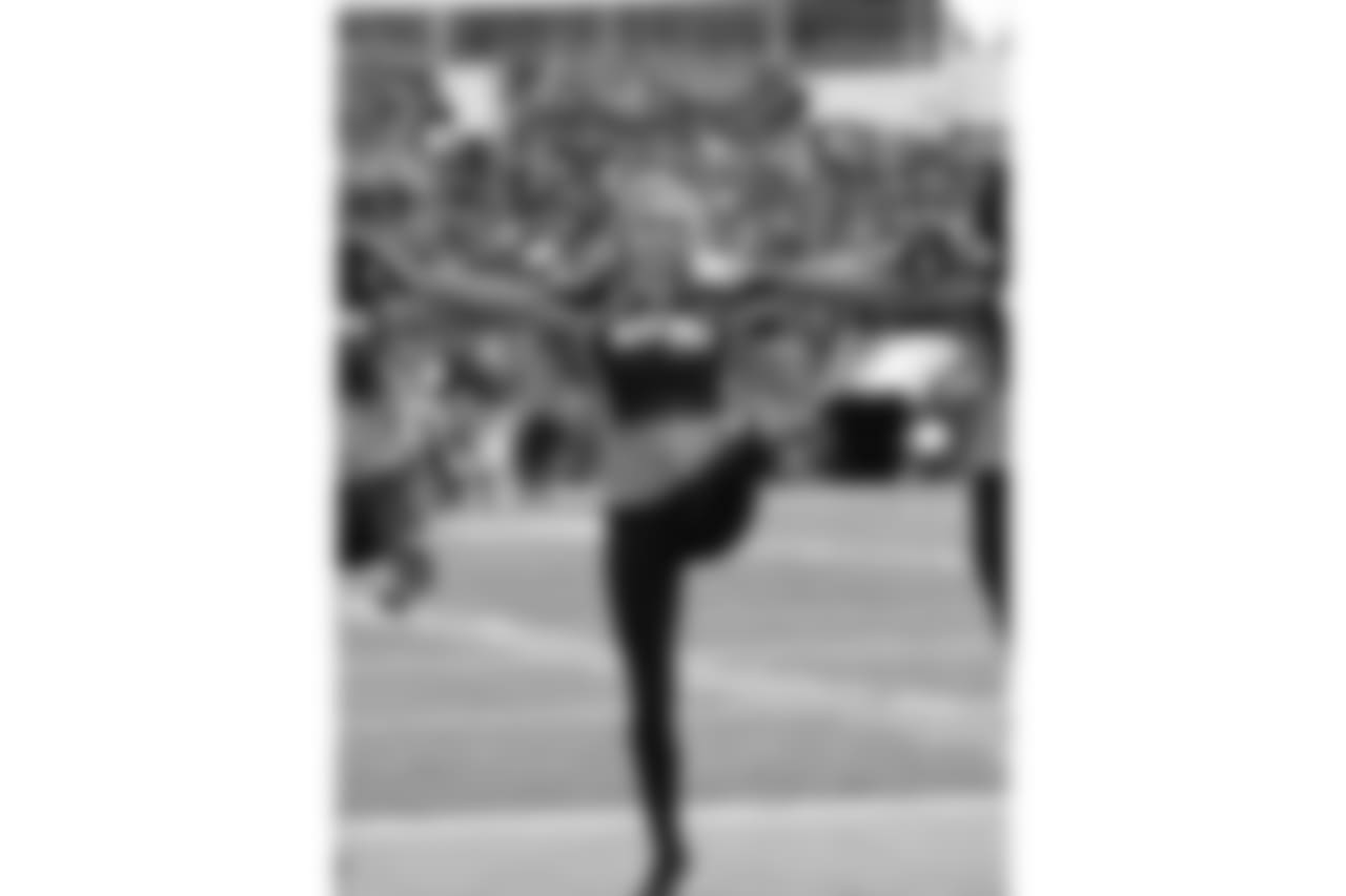 Ben-Gals Cheerleaders performing at Paul Brown Stadium