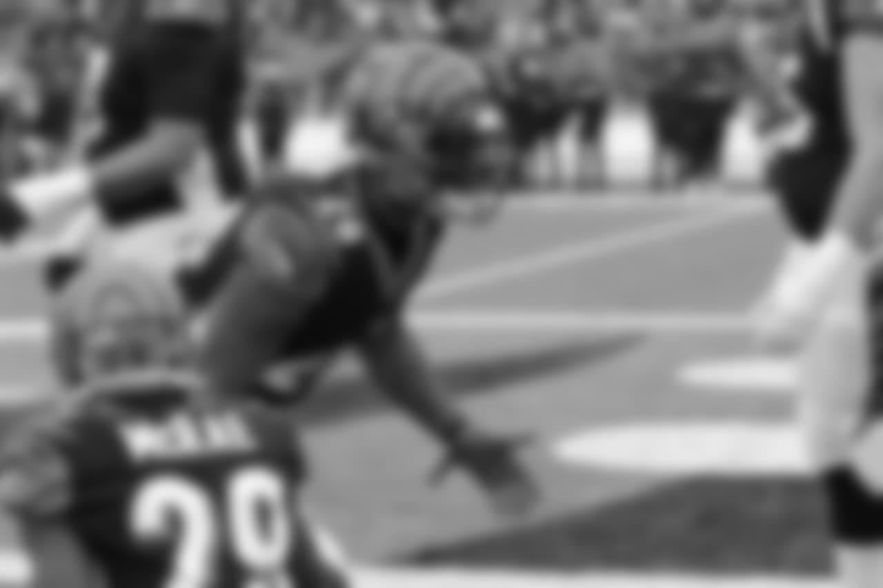 181216-pregame-Bengals_onfield (12)