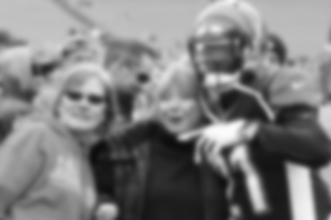 181216-pregame-Bengals_onfield (3)