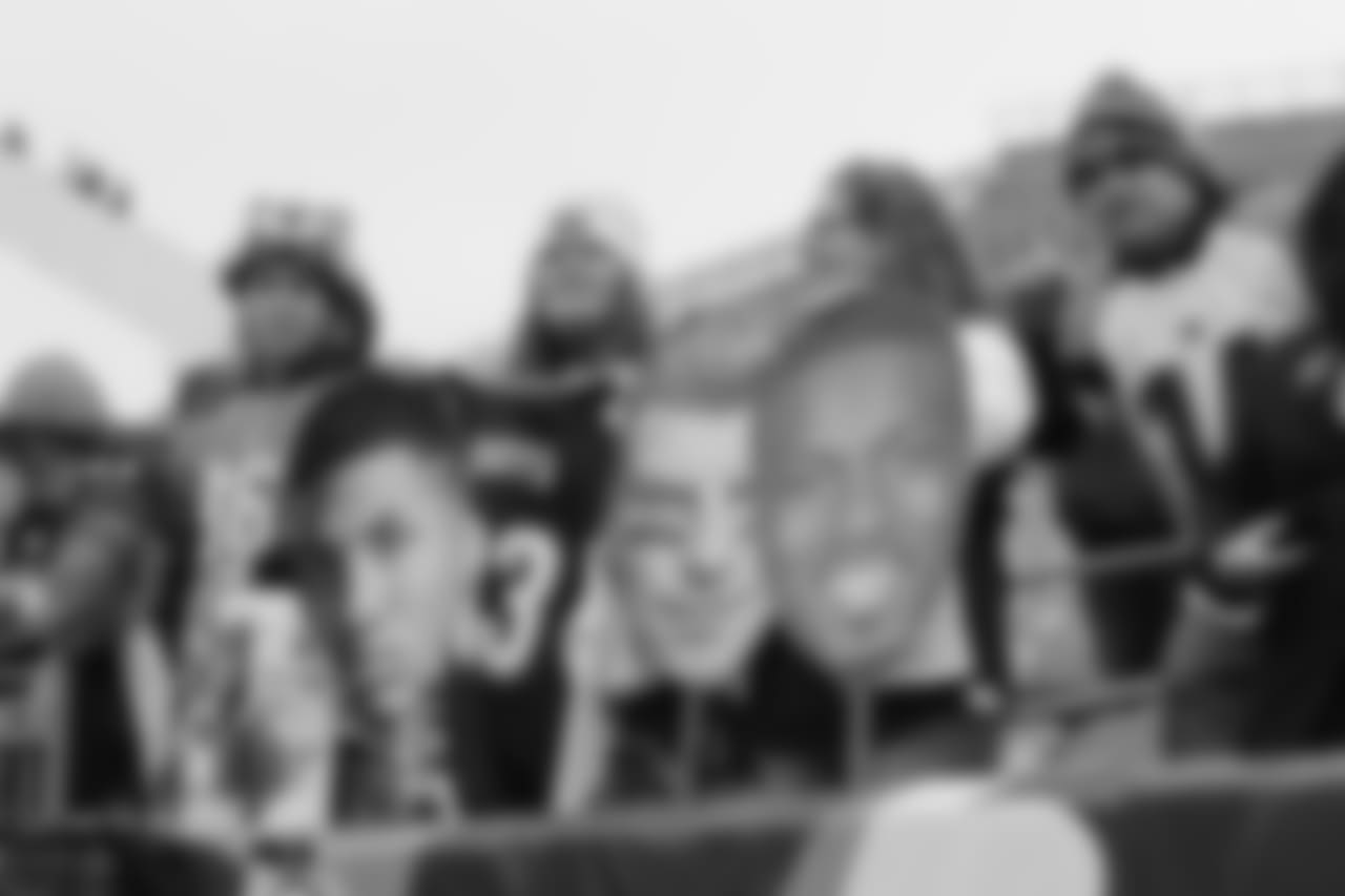 181216-pregame-Bengals_onfield (13)