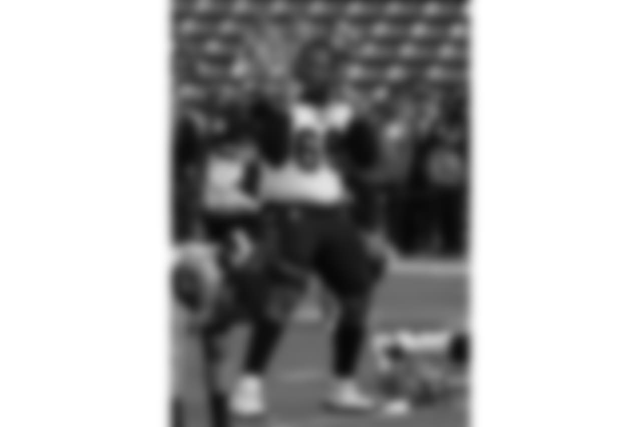 Cincinnati Bengals offensive tackle Bobby Hart warms up before the start of an NFL football game against the Los Angeles Chargers Sunday, Dec. 9, 2018, in Carson, Calif. (AP Photo/Mark J. Terrill)