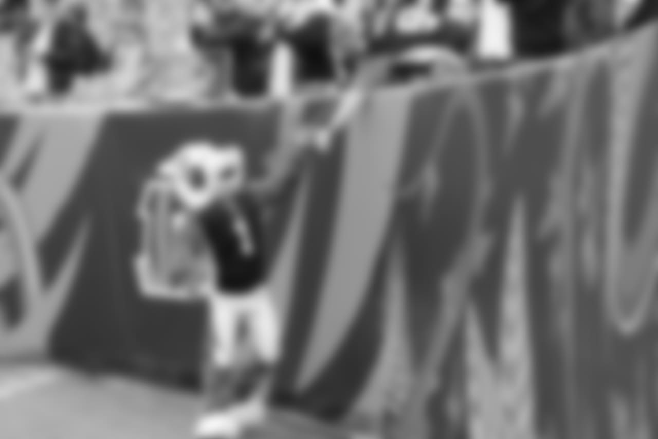 181216-pregame-Bengals_onfield (6)