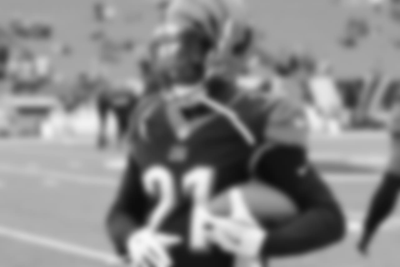 181216-pregame-Bengals_onfield (17)