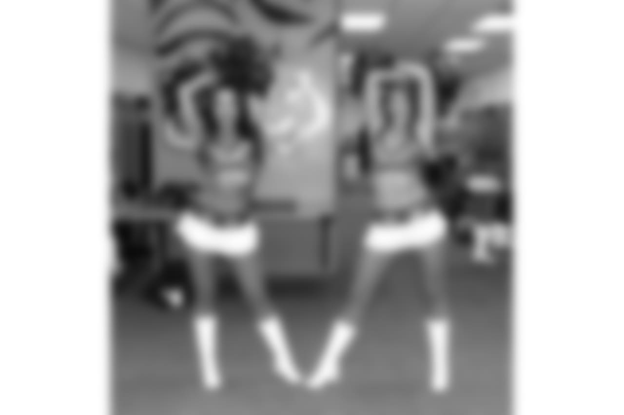 Ben-Gals Cheerleaders