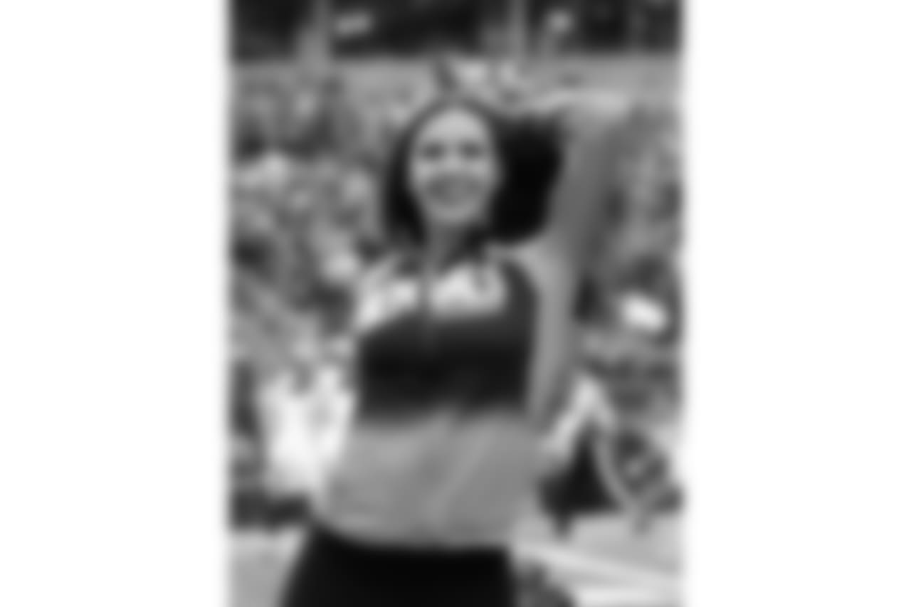 Ben-Gals Cheerleaders performing at Paul Brown Stadium