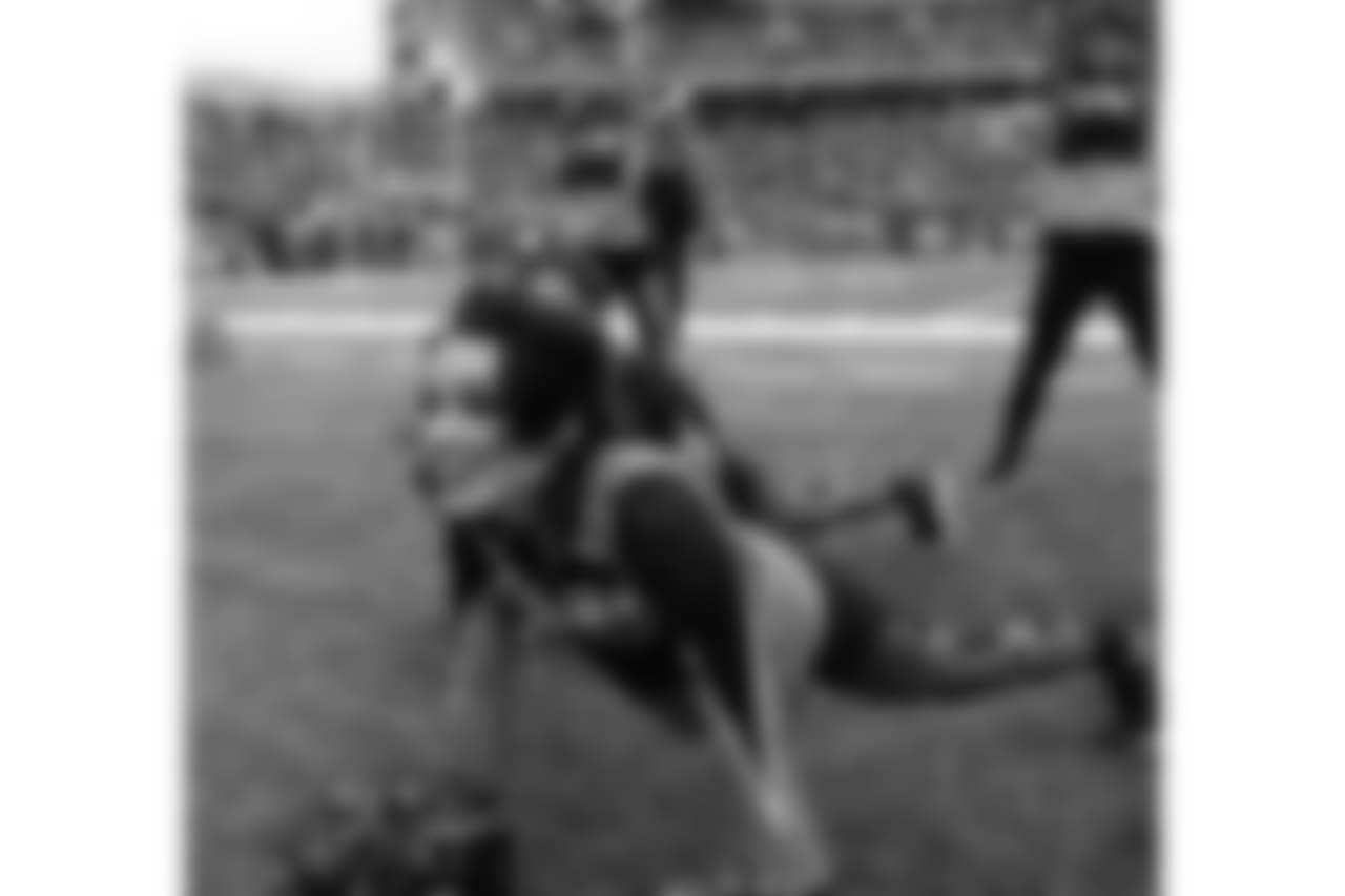 Ben-Gals Cheerleaders performing at Paul Brown Stadium