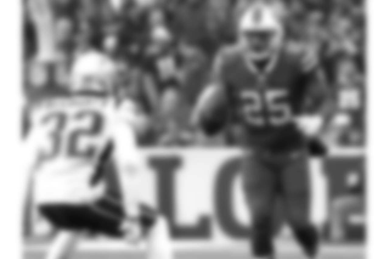 LeSean McCoy #25, RB