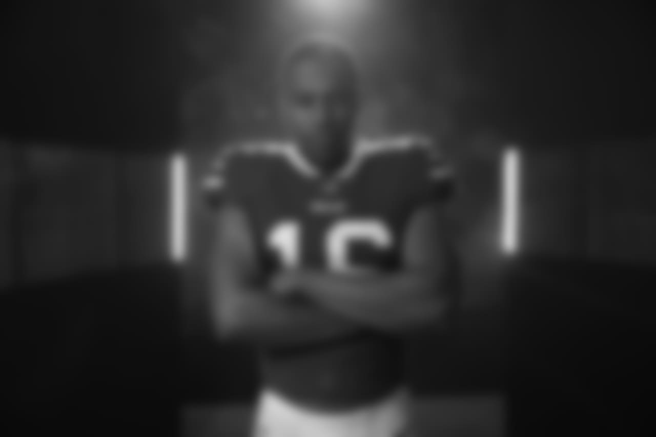 WR Malachi Dupre (16)