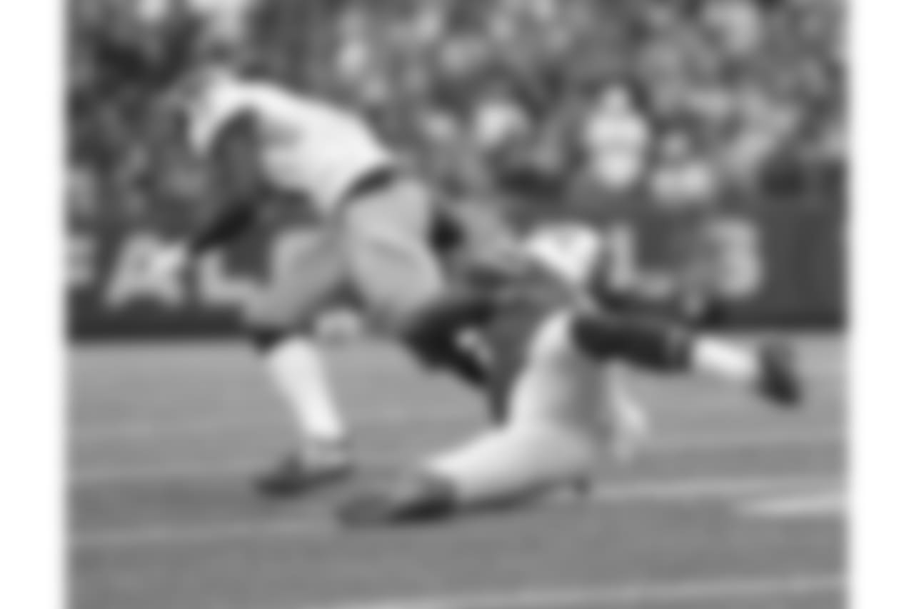 Fumble - Buffalo Bills vs Tennessee Titans at New Era Field.
Photo by Kevin Hoffman
October 7, 2018