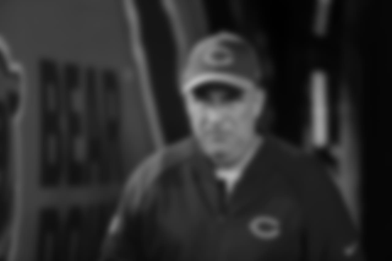Chicago Bears defensive coordinator Vic Fangio walks to the field before an NFL football game against the Los Angeles Rams Sunday, Dec. 9, 2018, in Chicago. (AP Photo/Nam Y. Huh)