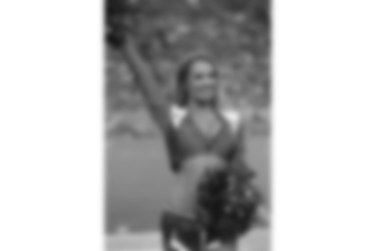 180811, Denver Broncos, MV, 2018 180811, Denver Broncos, Cheerleaders, DBC, Photo By: Paul Cloud Erica L.