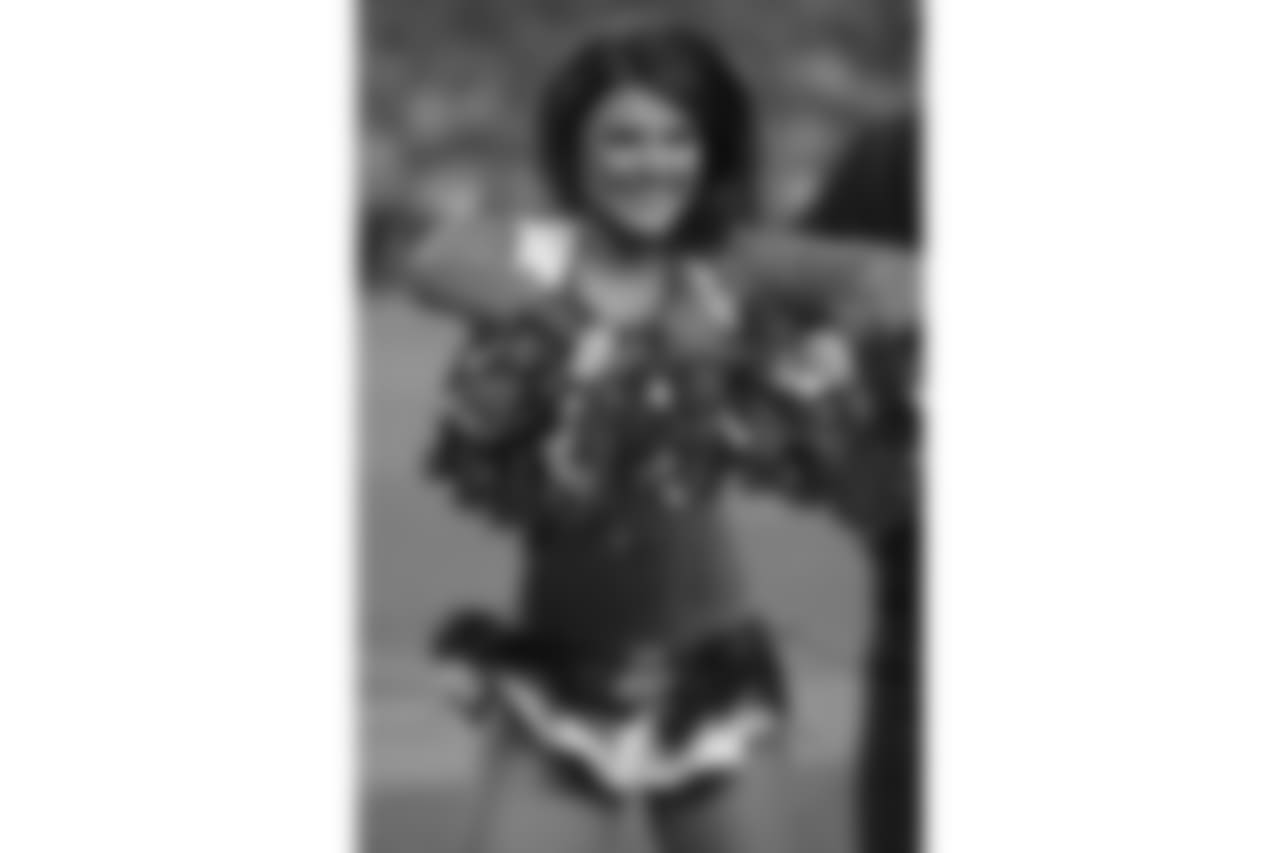 DBC, Cheerleaders, Denver Broncos, 170911, LAC, SDC Jozie