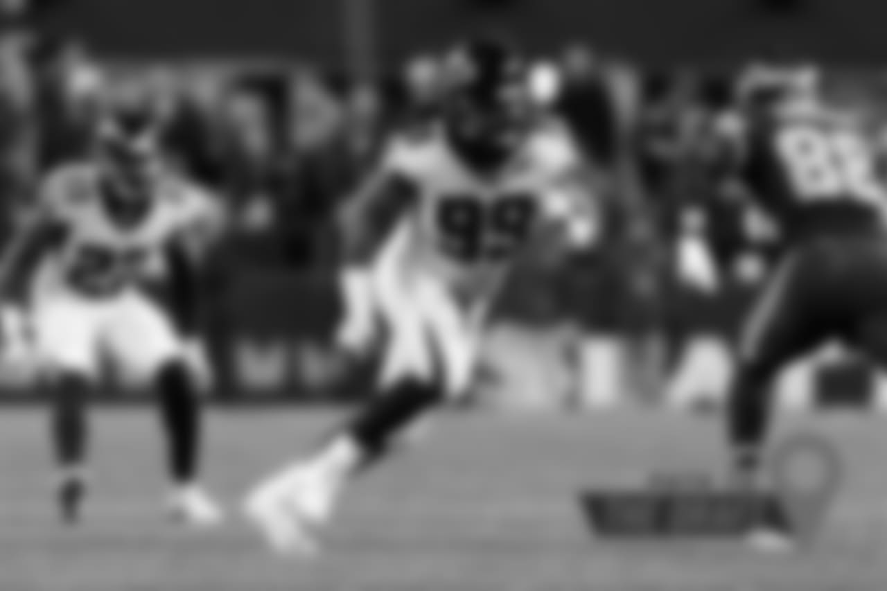 After missing 28 games to injuries in his first four seasons, Clayborn has played in all but three games over the last three seasons with the Falcons, and he hits the market off of a career-high 9.5 sacks last year in a rotational role. At 280 pounds, Clayborn projects better to a 4-3 alignment than a 3-4 scheme. (Ryan Kang/AP Images)