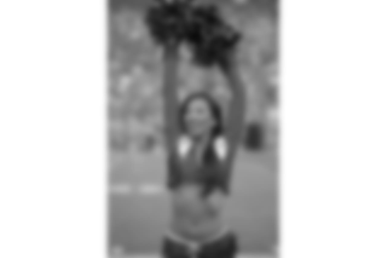 180819, CB, Denver Broncos, 2018 Dee, DBC, Cheerleaders DBC, Cheerleaders Photo By: Paul Cloud