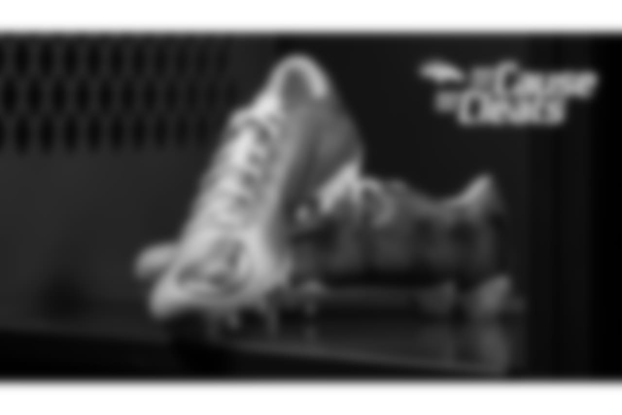 Darian Stewart's cleats represent his Stewart Standouts Foundation, which "is dedicated to encouraging the growth and development of the youth," for My Cause My Cleats in 2018.