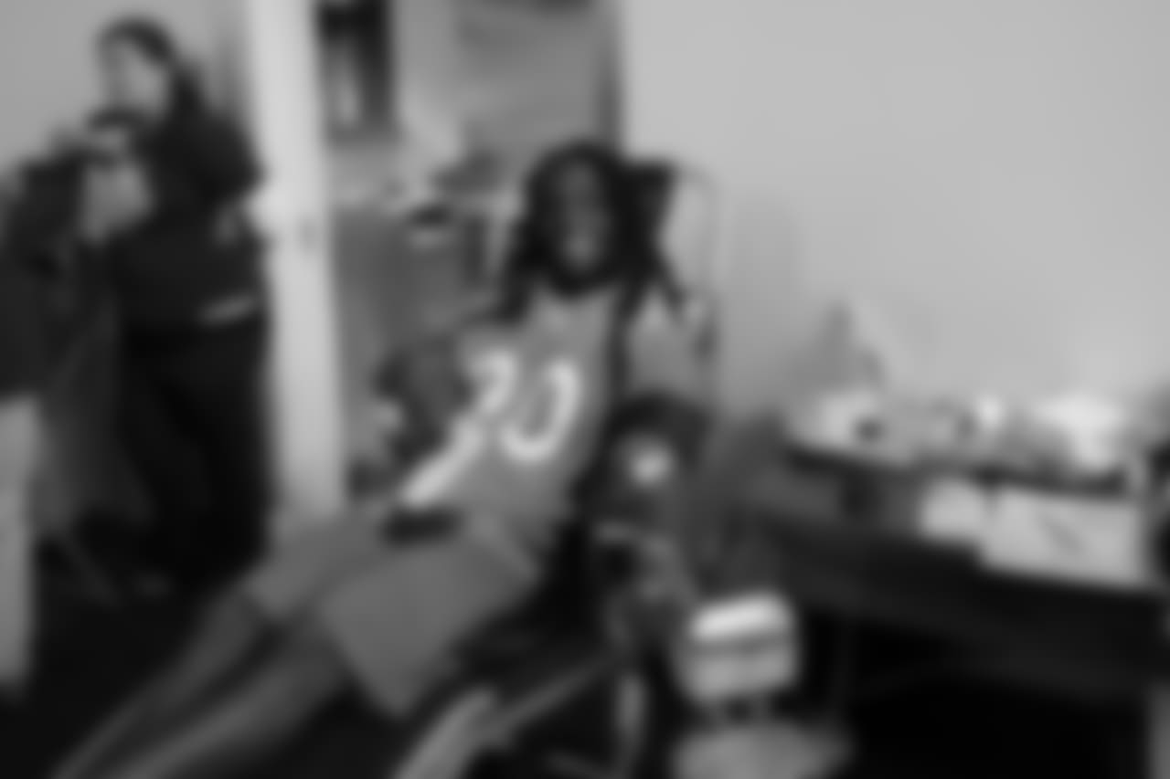 November 7
Rookie safety Jamal Carter donates blood as part of Drive for Life 20, the 20th annual blood drive hosted by the Broncos and Bonfils Blood Center. More than 20 Broncos players attended to offer their thanks to donors or play games with them.