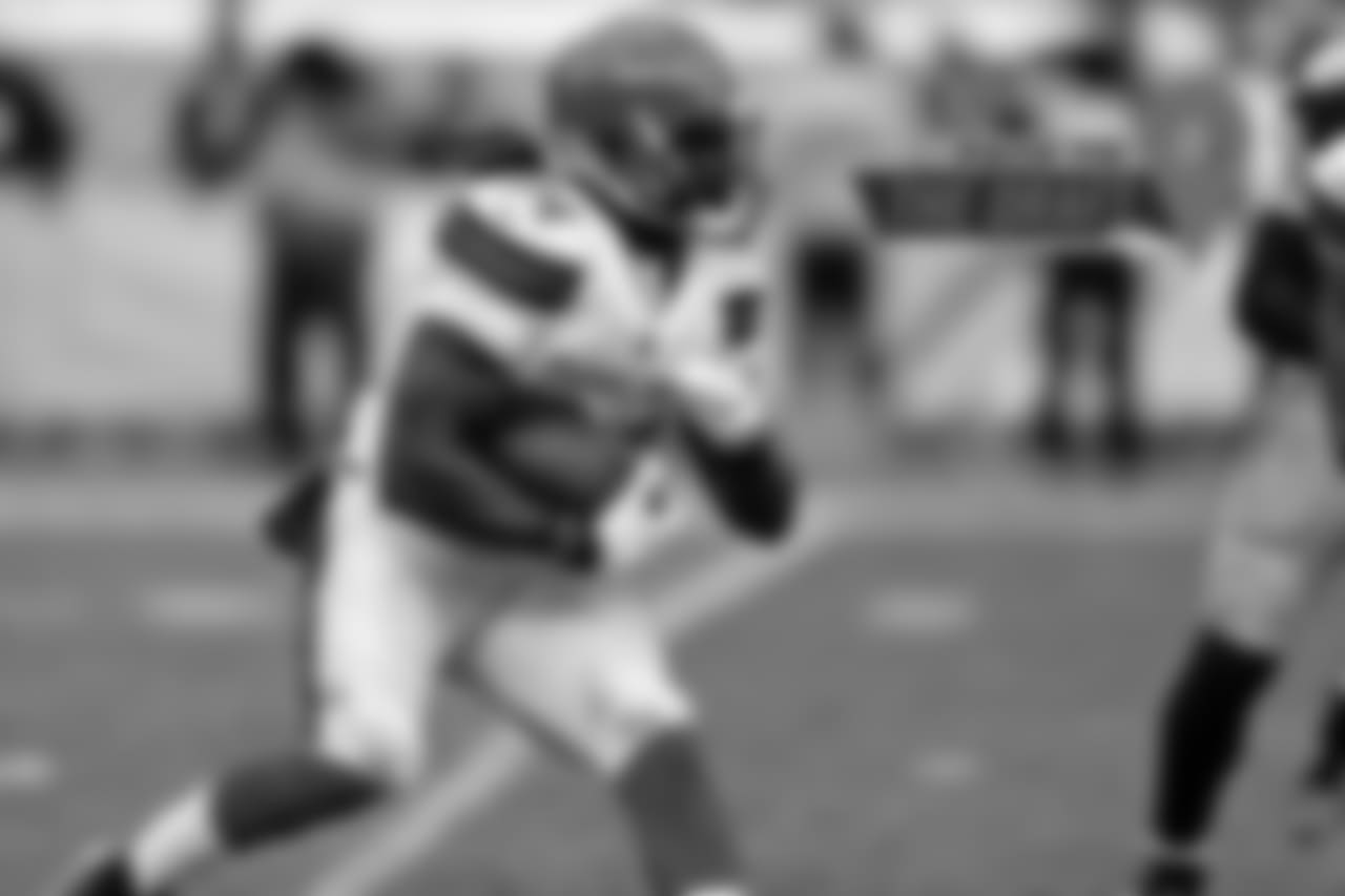 A solid, dependable back on a bad team, Crowell is one of 13 backs to post at least 1,000 yards from scrimmage in each of the last two seasons. He has never posted a 1,000-yard rushing season, but he's also averaged at least 4.0 yards per carry in three of the last four years and can accumulate yardage after contact. Crowell has also never missed a game in his four-season career. (Keith Srakocic/AP Images)