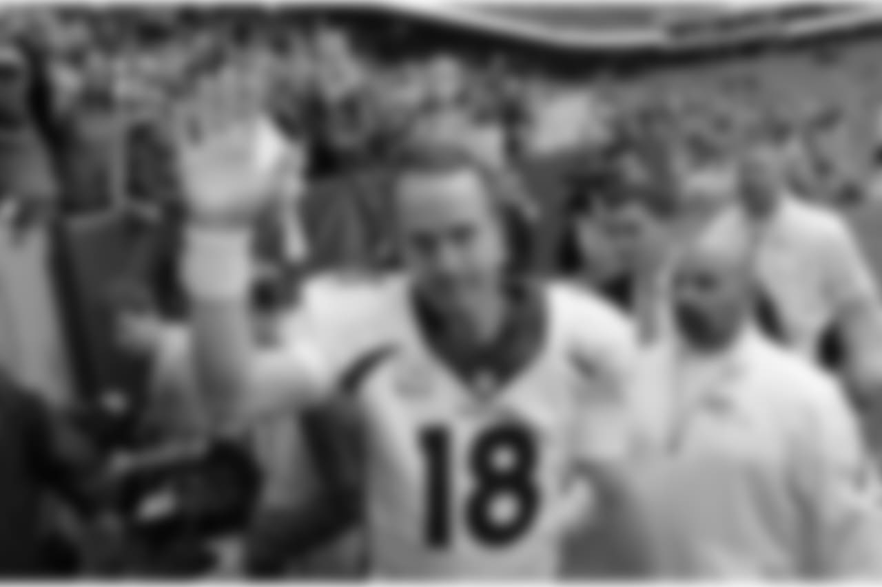 The Broncos won the game 37-13 and Peyton Manning finished with 400 yards, four touchdowns, and a new record to his name. The victory also clinched the AFC West title for the Broncos along with home-field advantage.