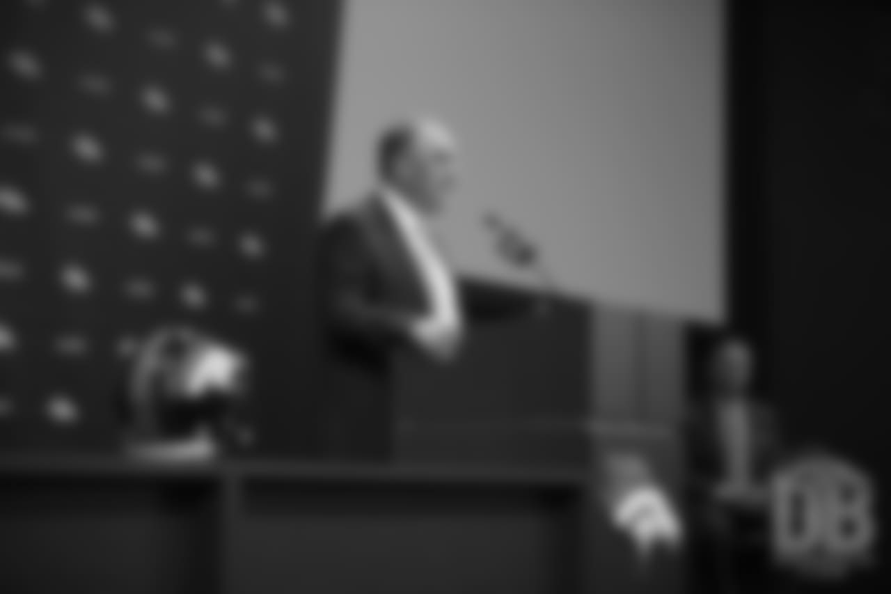 Head Coach Vic Fangio speaks at his introductory press conference on January 10, 2019.
Photo by Gabriel Christus