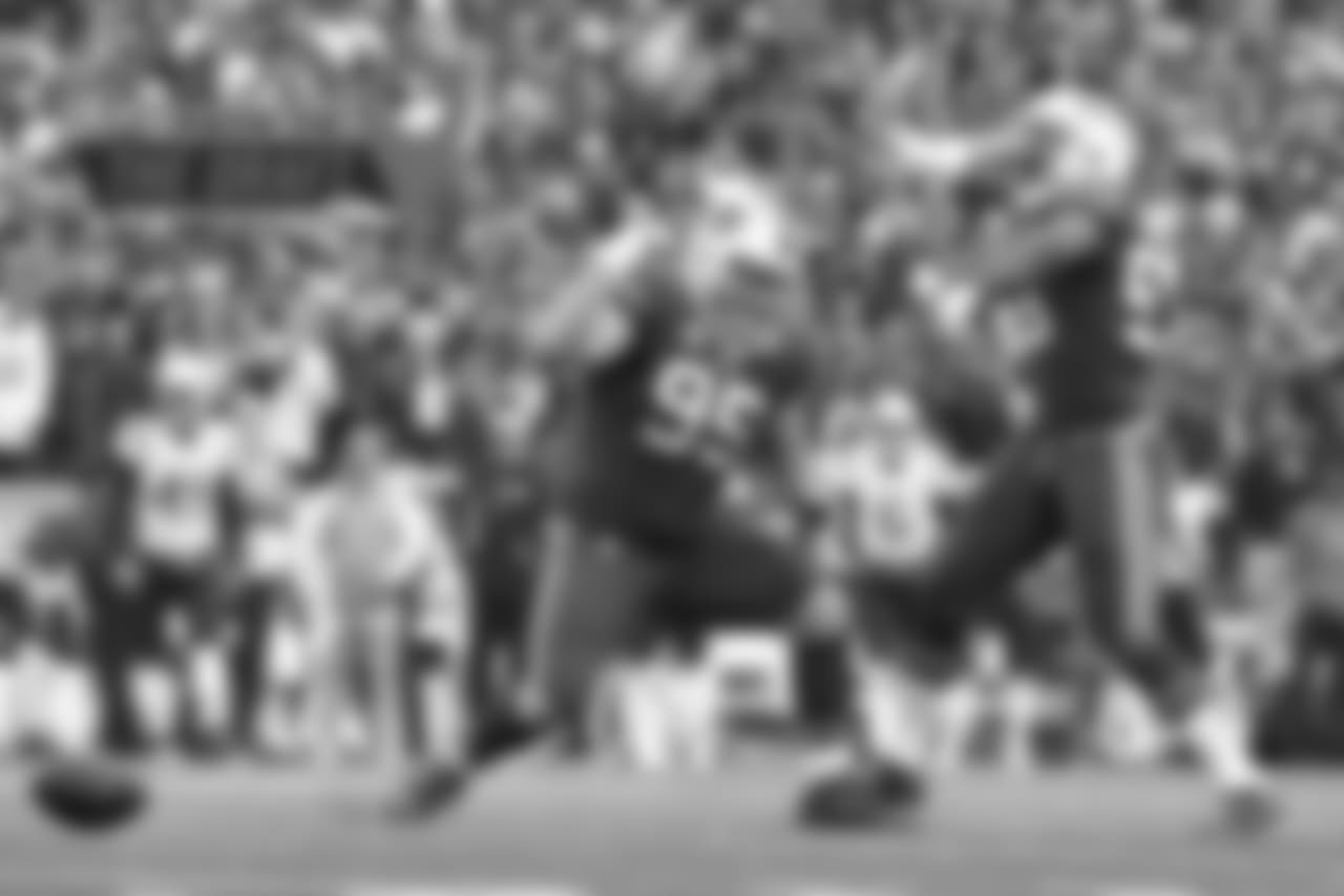 If Williams were to move on from Buffalo to a 3-4 team, he would likely project as a defensive end. Most of Williams' work is done against the run, although he did notch 49 quarterback hurries -- according to Pro Football Focus -- and eight sacks over the last two seasons. Williams has only played for the Bills during his 12-season career. (Rich Barnes/AP Images)