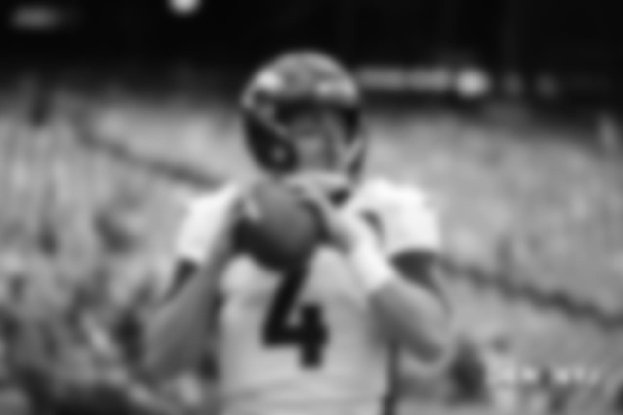 Case Keenum warms up before the NFL game against the New York Jets at MetLife Stadium in East Rutherford, New Jersey, October 07, 2018.
Photo by Gabriel Christus