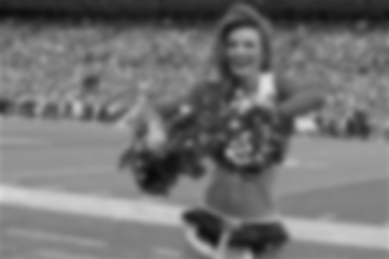 171001, Denver Broncos, Oakland Raiders, 2017 DBC, Cheerleaders Chelsea