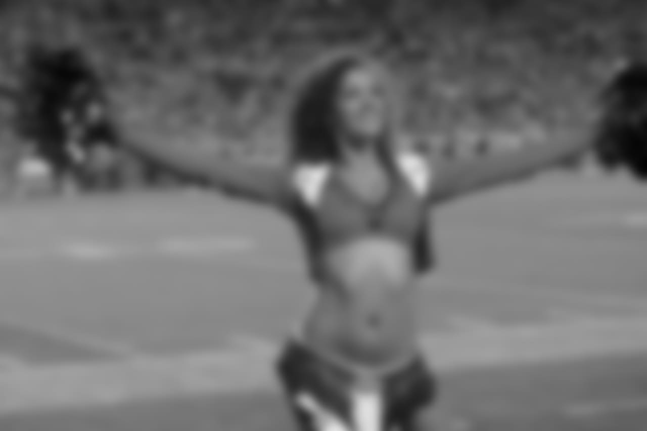 DBC, Cheerleaders, Denver Broncos, 170911, LAC, SDC Breanna