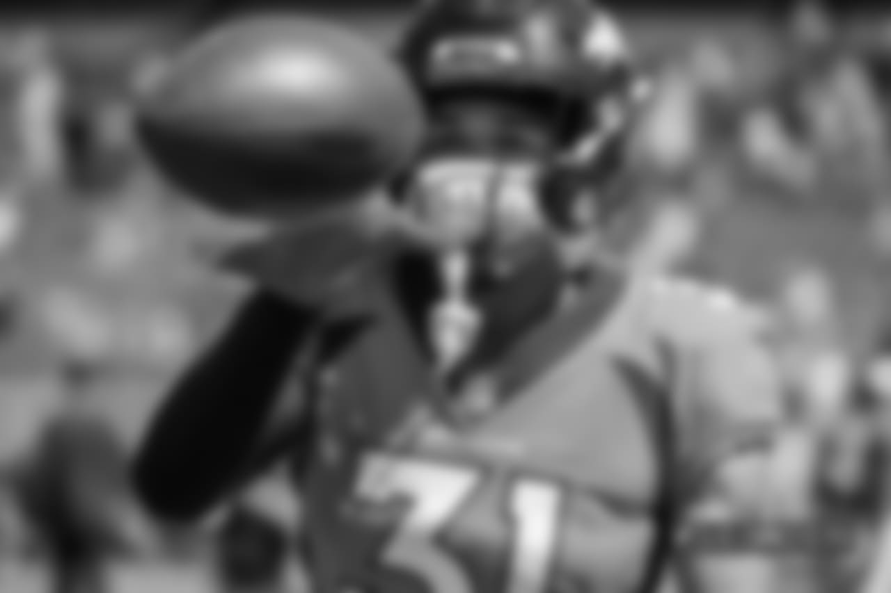 Pregame warmups against the Seattle Seahawks, Sunday, September 9, 2018, in Denver. (Photo: Eric Bakke)