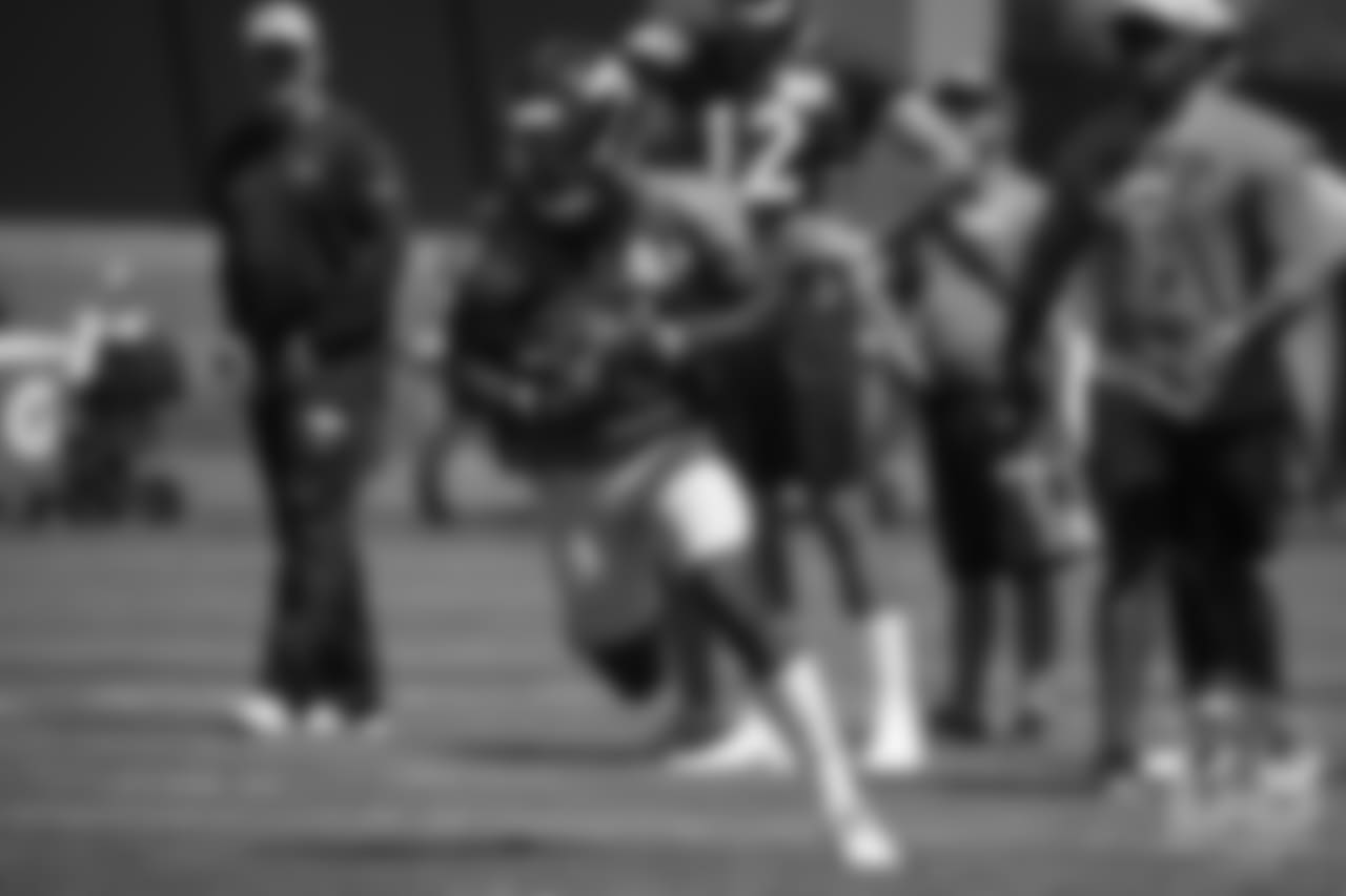during practice at the eighth day of OTAs on June 5, 2018.