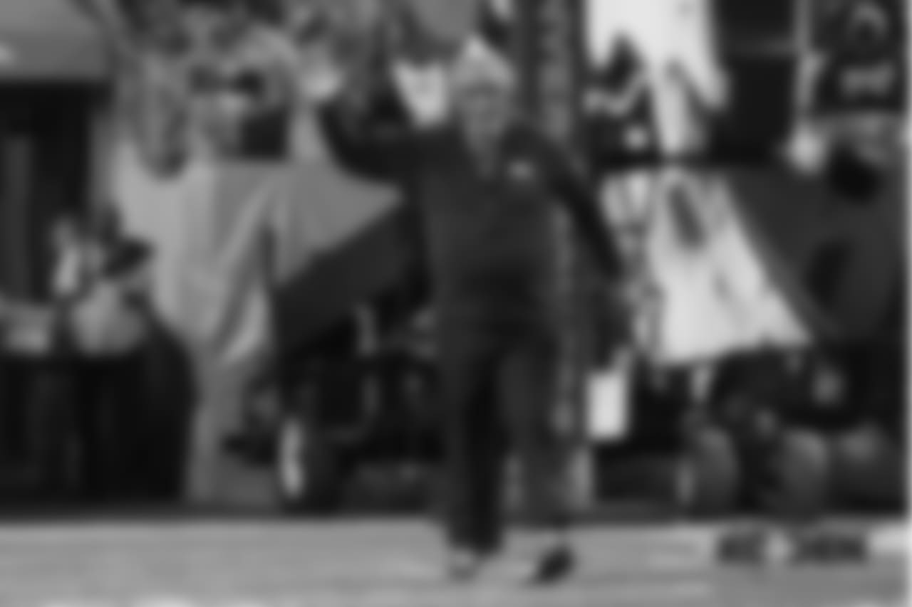 Ring of Fame former halfback/kicker Gene Mingo during the Ring of Fame recognition show at halftime during the game against the Kansas City Chiefs at Broncos Stadium at Mile High on October 1, 2018.