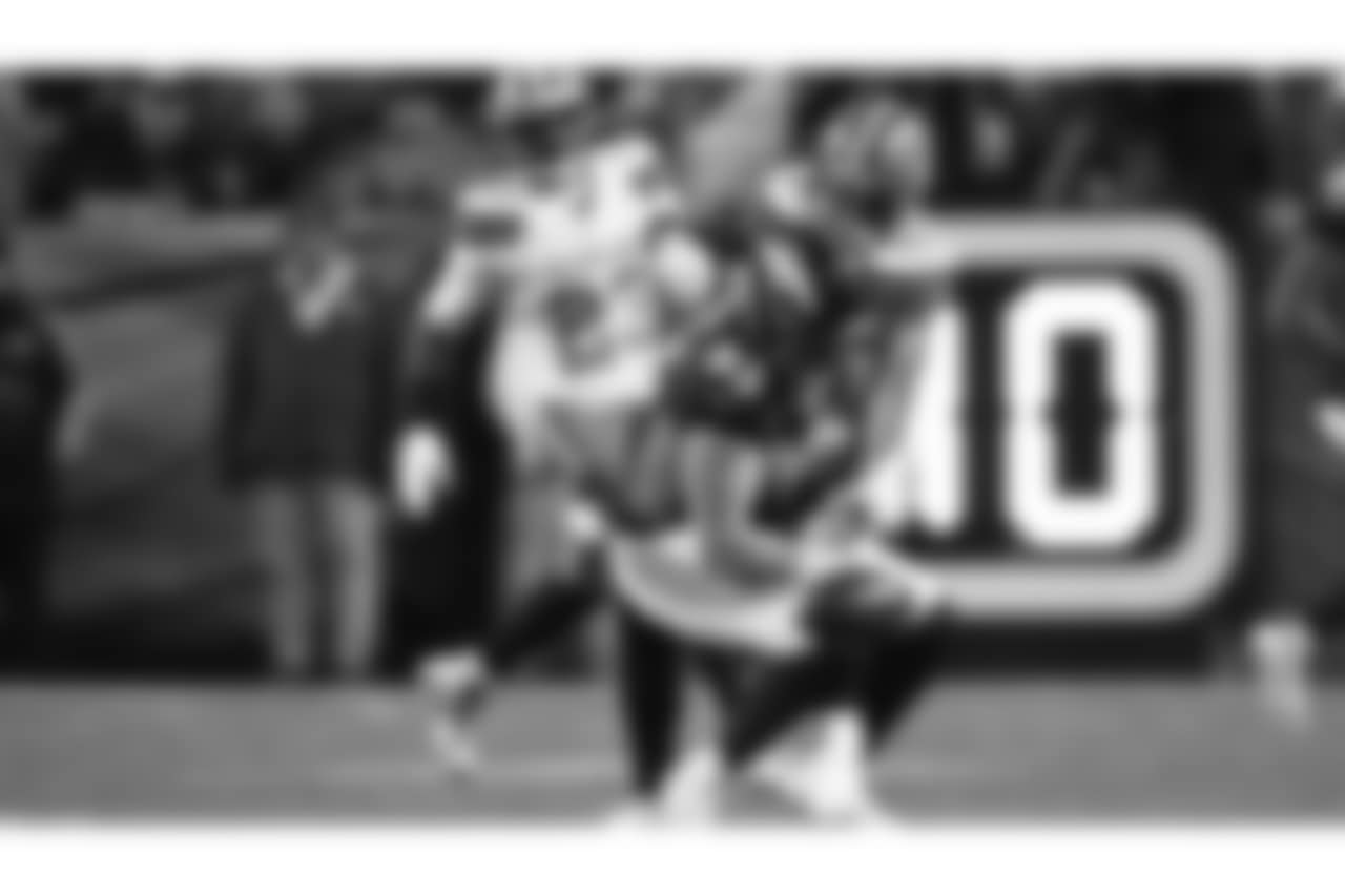121518-BrownsBroncos-9