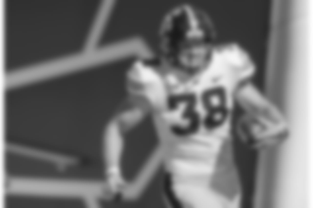 TE T.J. Hockenson (AP Photo/Doug McSchooler)