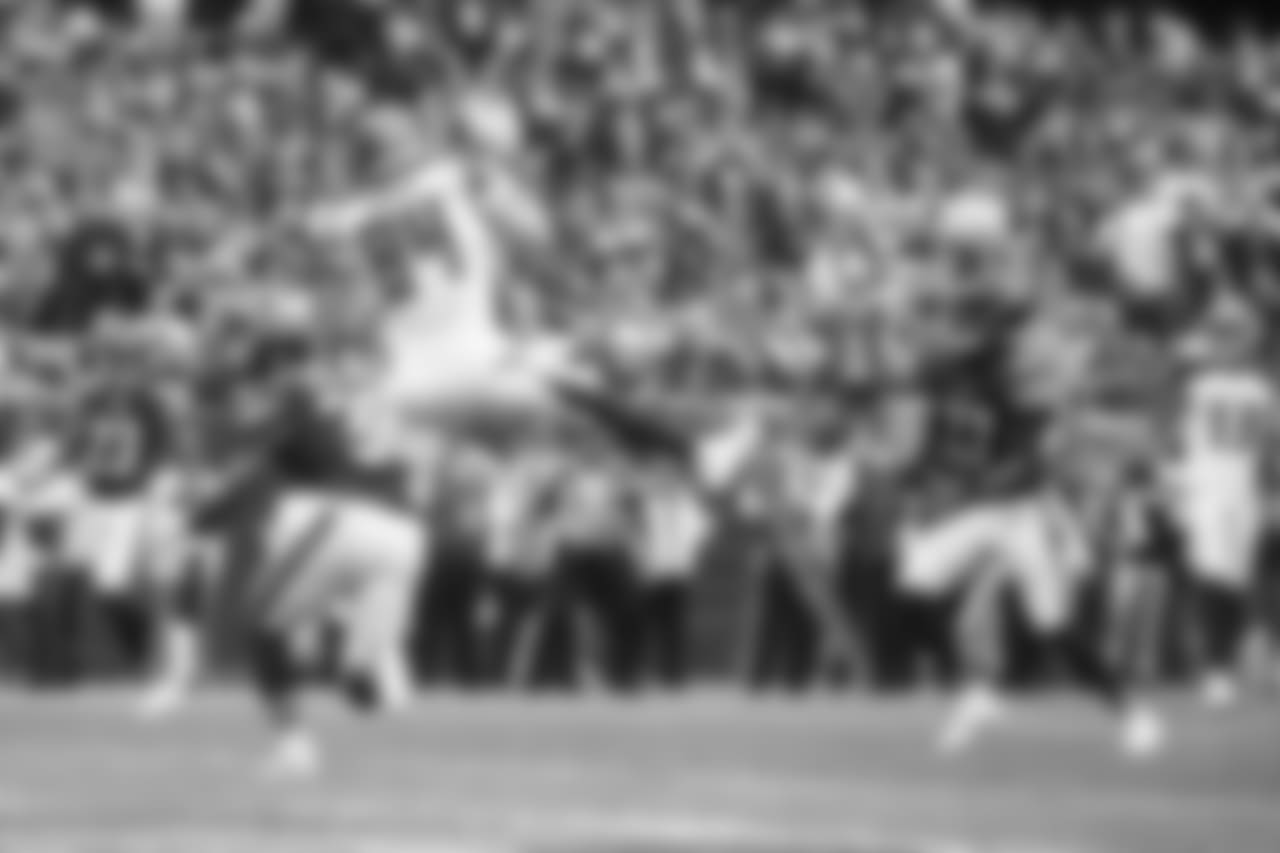 TE Cameron Brate, No. 84