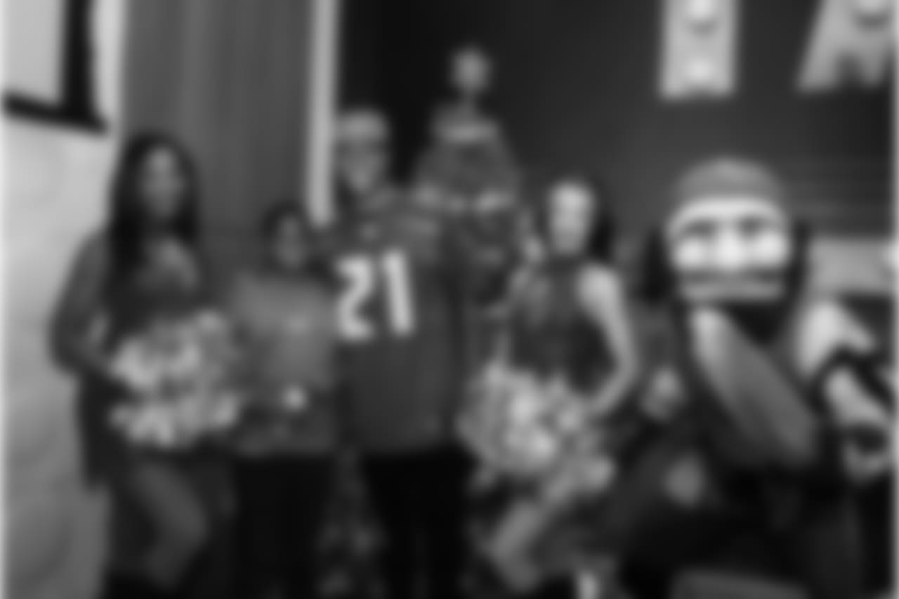 181209_GL_JEWeb_015