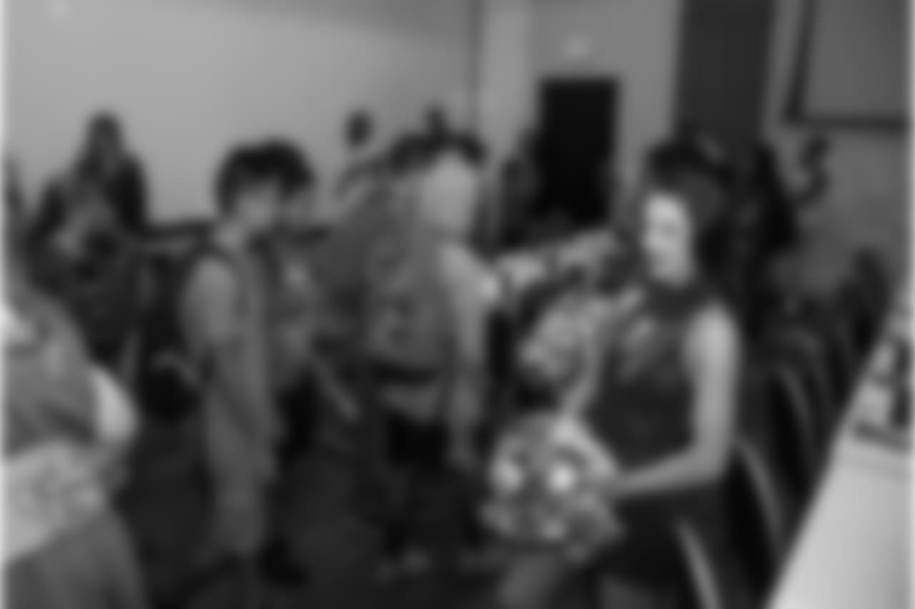 181209_GL_JEWeb_008