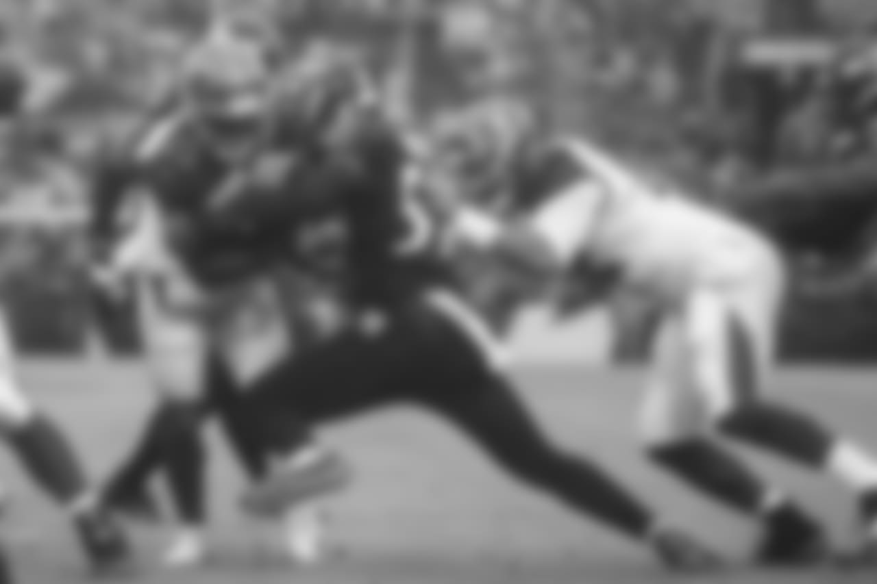 RB Peyton Barber, No. 25