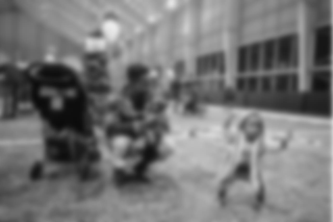 181211_KZ_McCoyFamilyChristmas_088