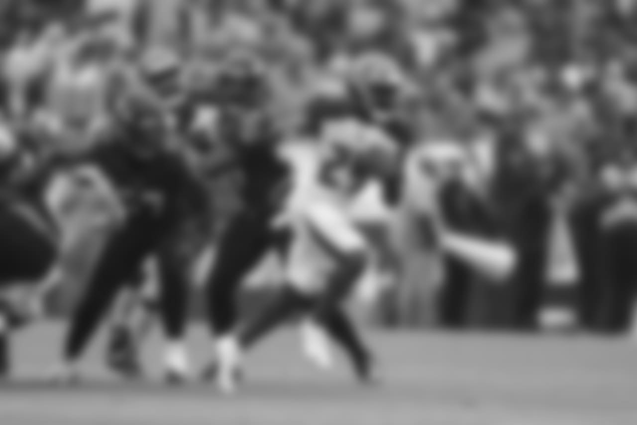 RB Peyton Barber, No. 25