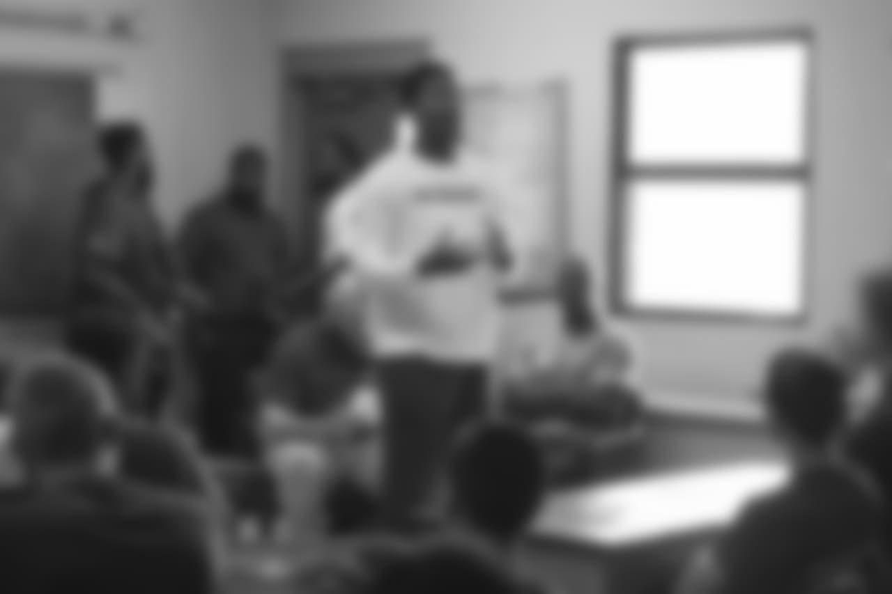 TAMPA, FL- NOVEMBER 06, 2018 - Quarterback Jameis Winston #3 during the Tampa Bay Buccaneers Social Justice Program visit to Tampa Juvenile Facility in Tampa, FL. Photo By Kyle Zedaker/Tampa Bay Buccaneers