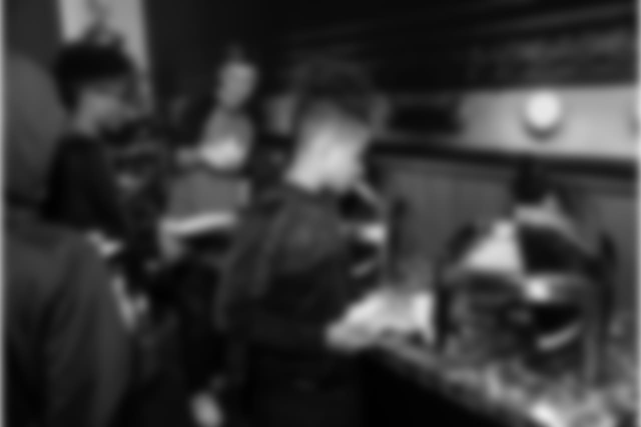 181209_GL_JEWeb_070