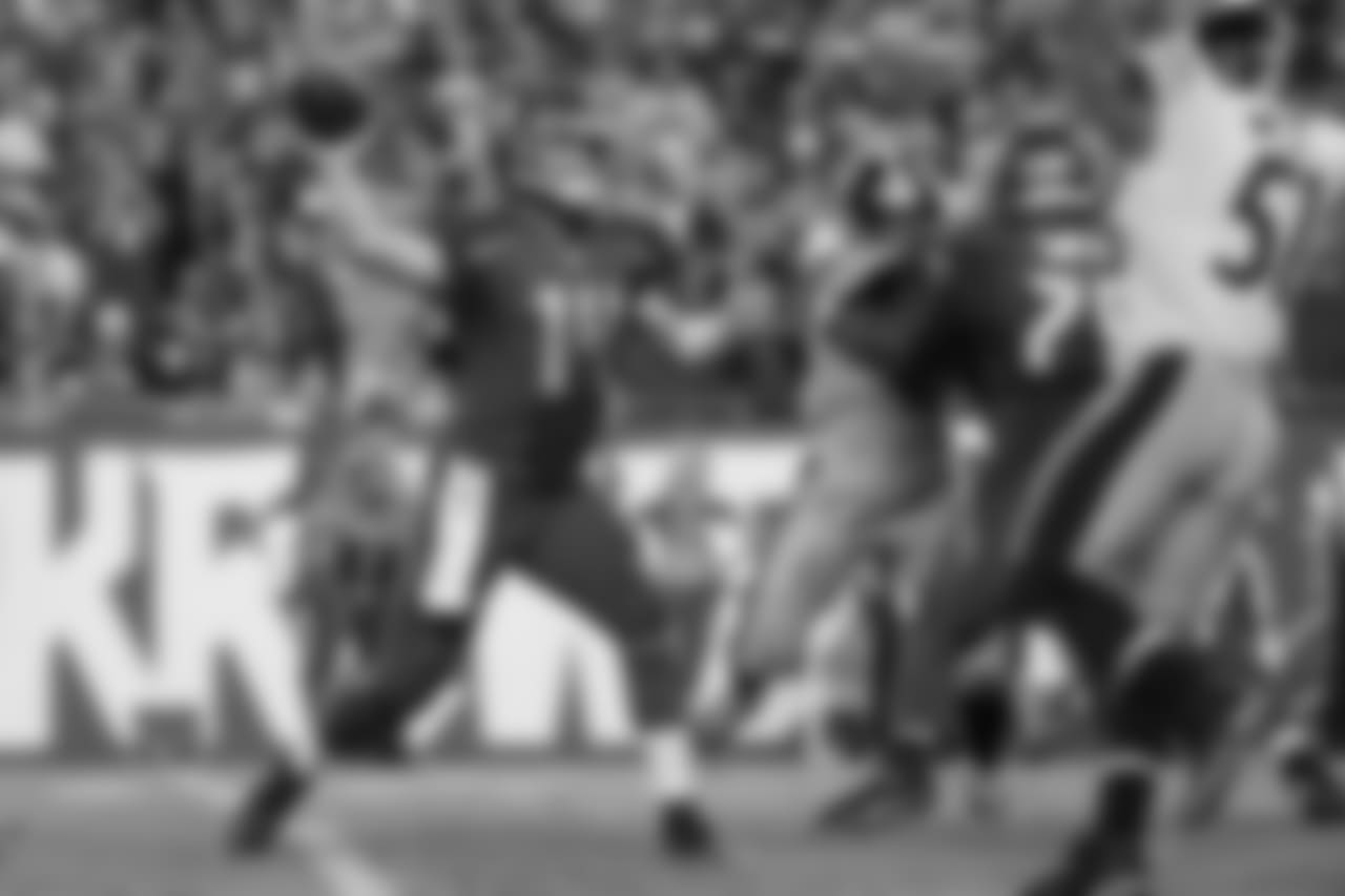 QB Ryan Fitzpatrick, No. 14